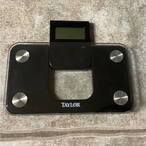 Weight scale